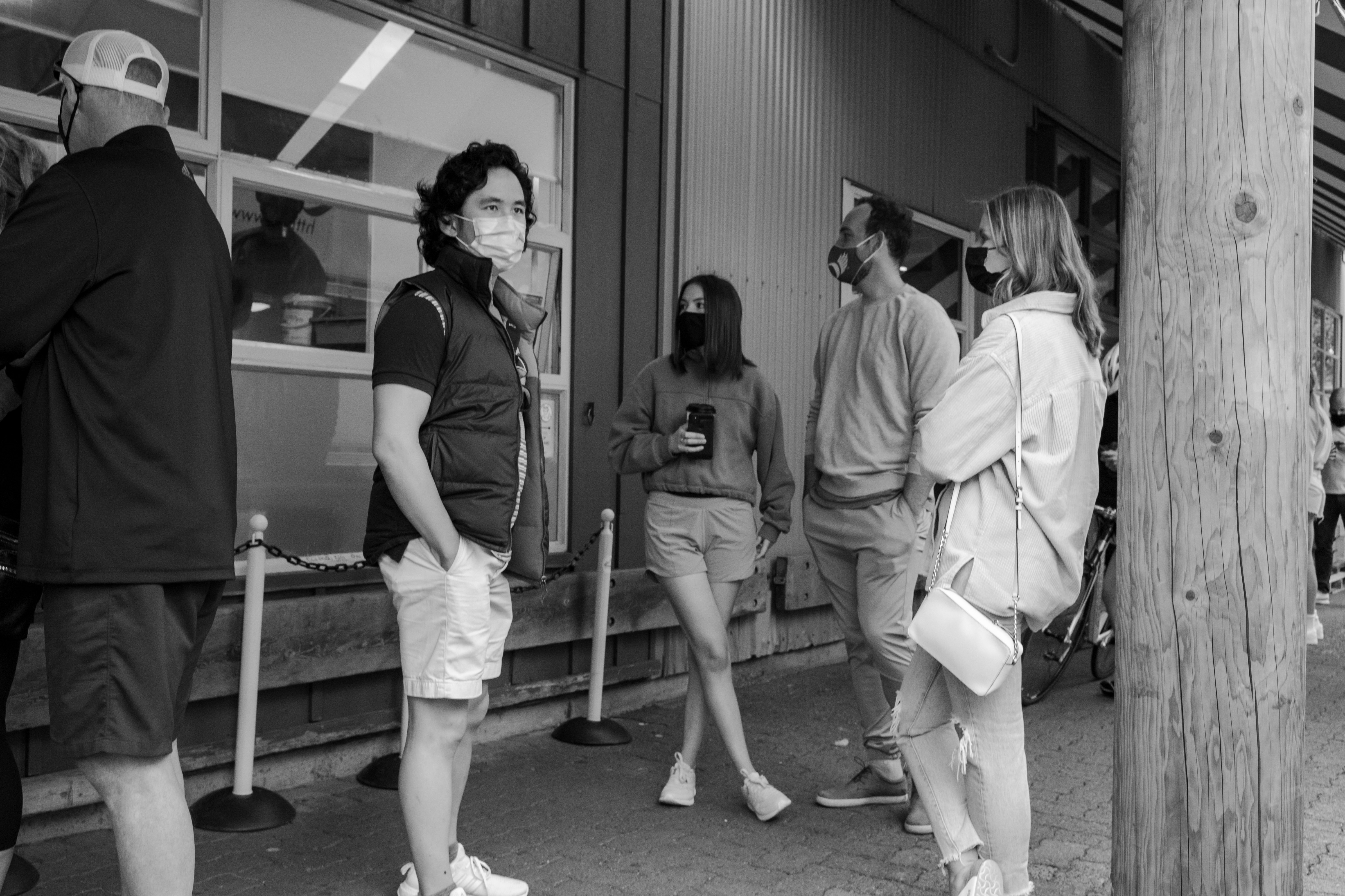 Donut Line Social