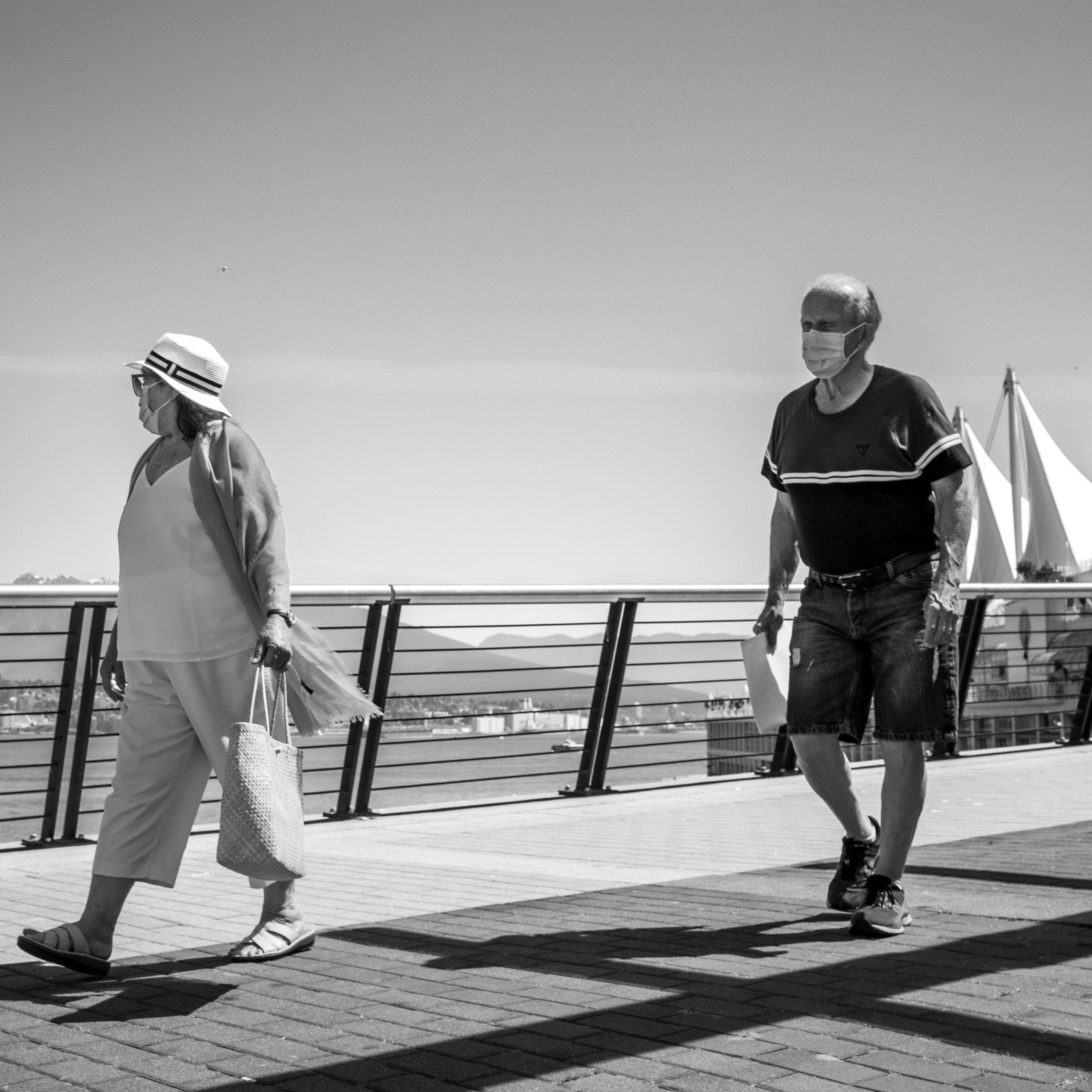 Stroll Past the Sails