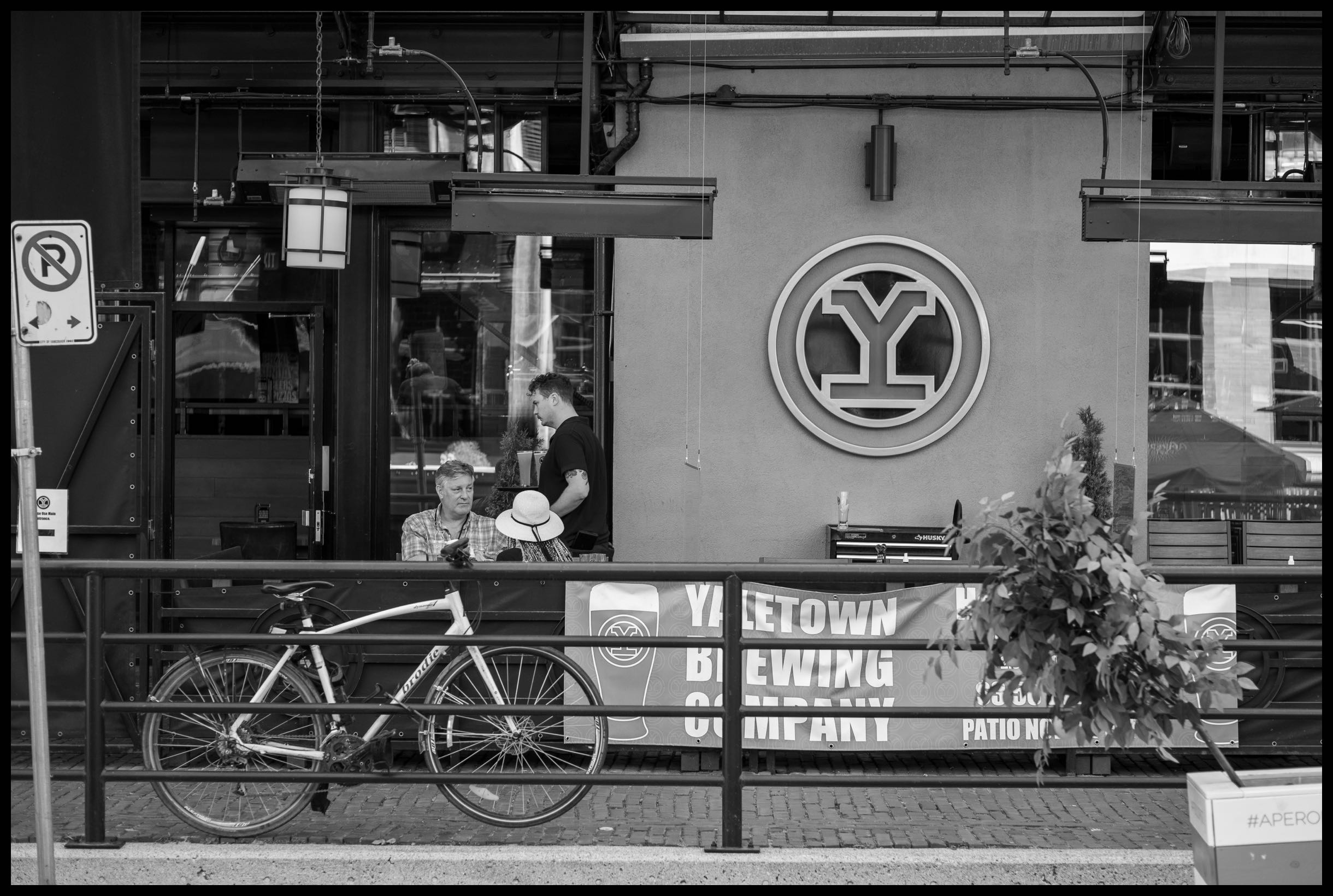 YBC - f2.0 1/350 sec