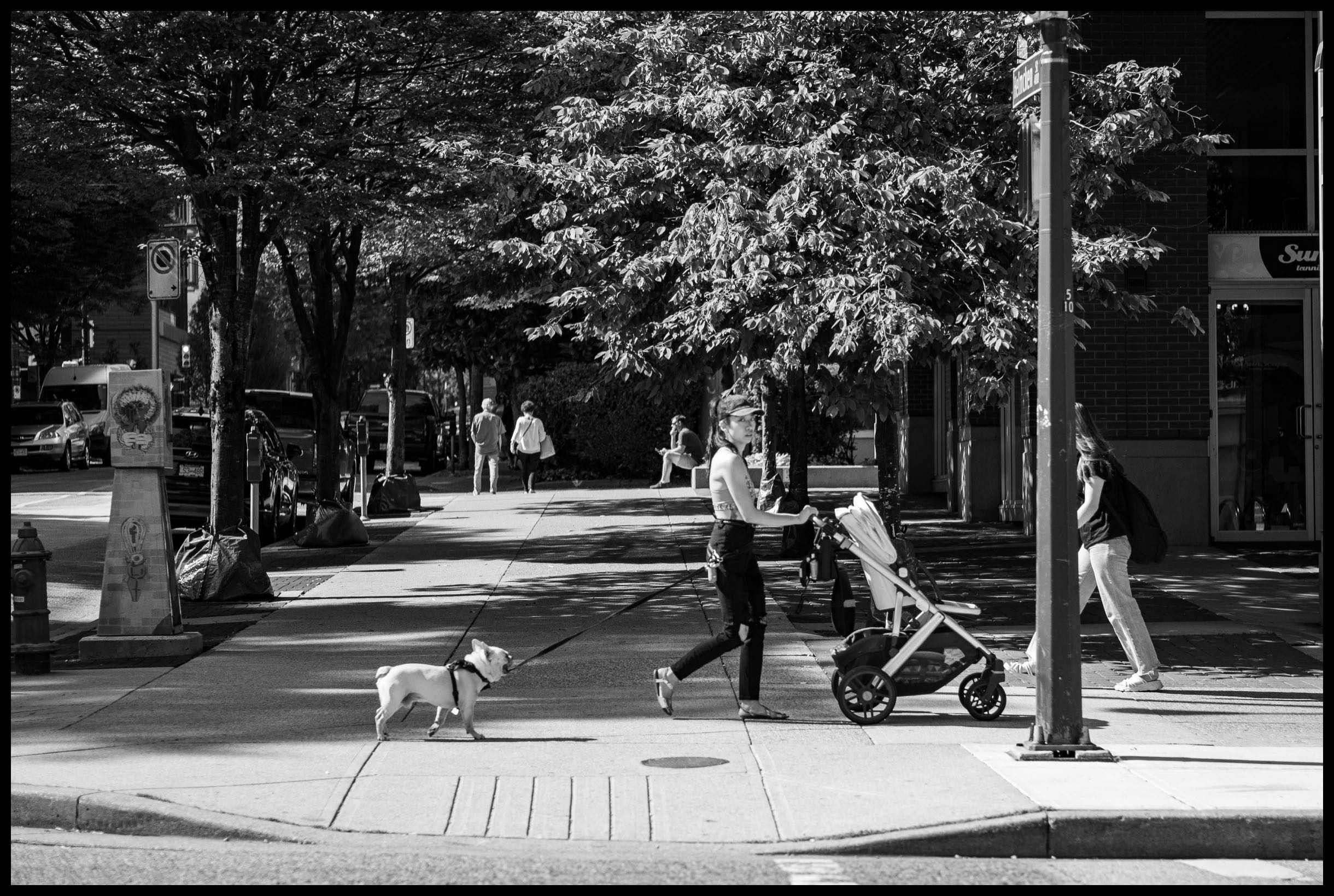 Sidelong Glance - f2.0 1/2700 sec