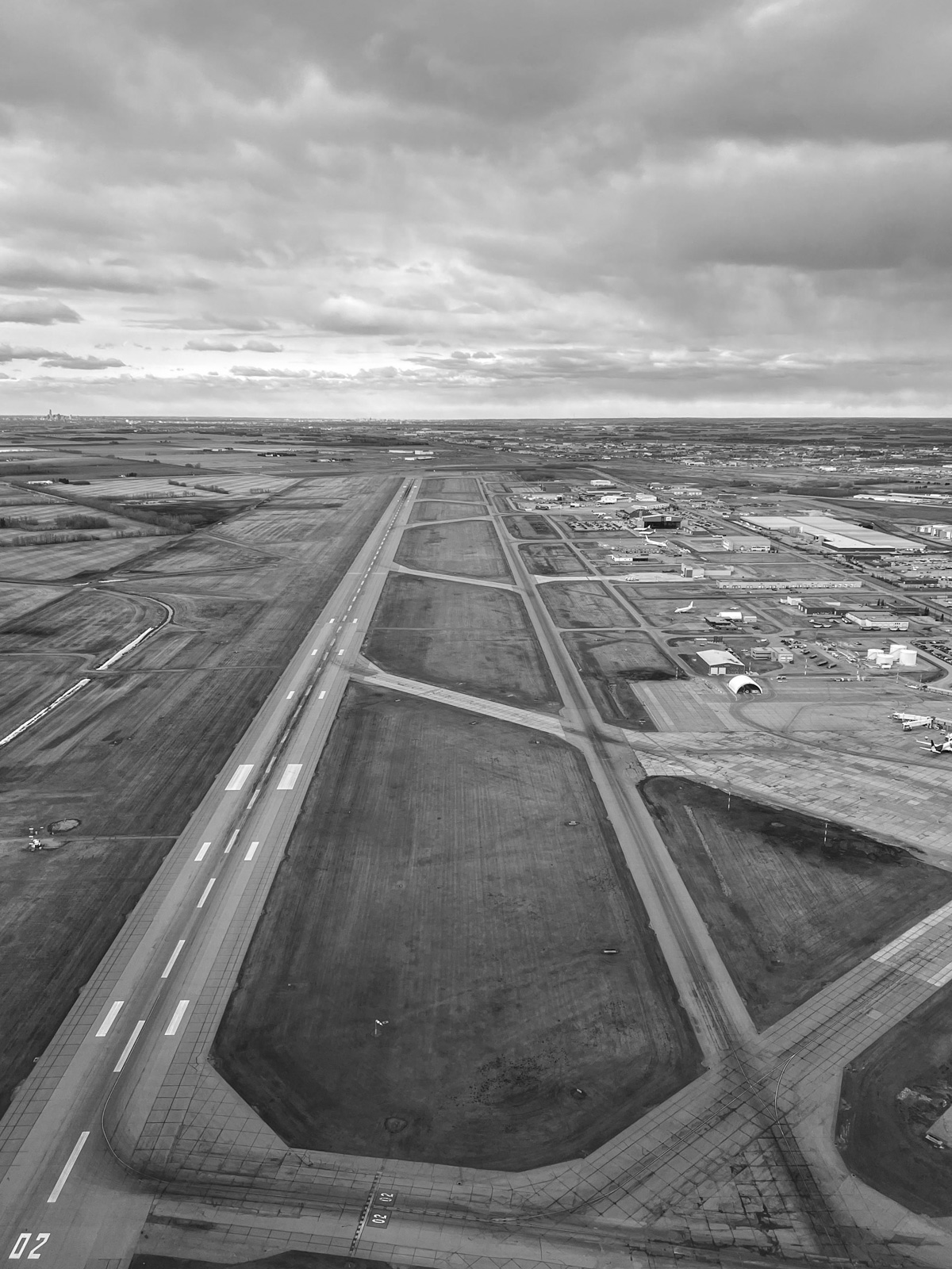 YEG Runway 02