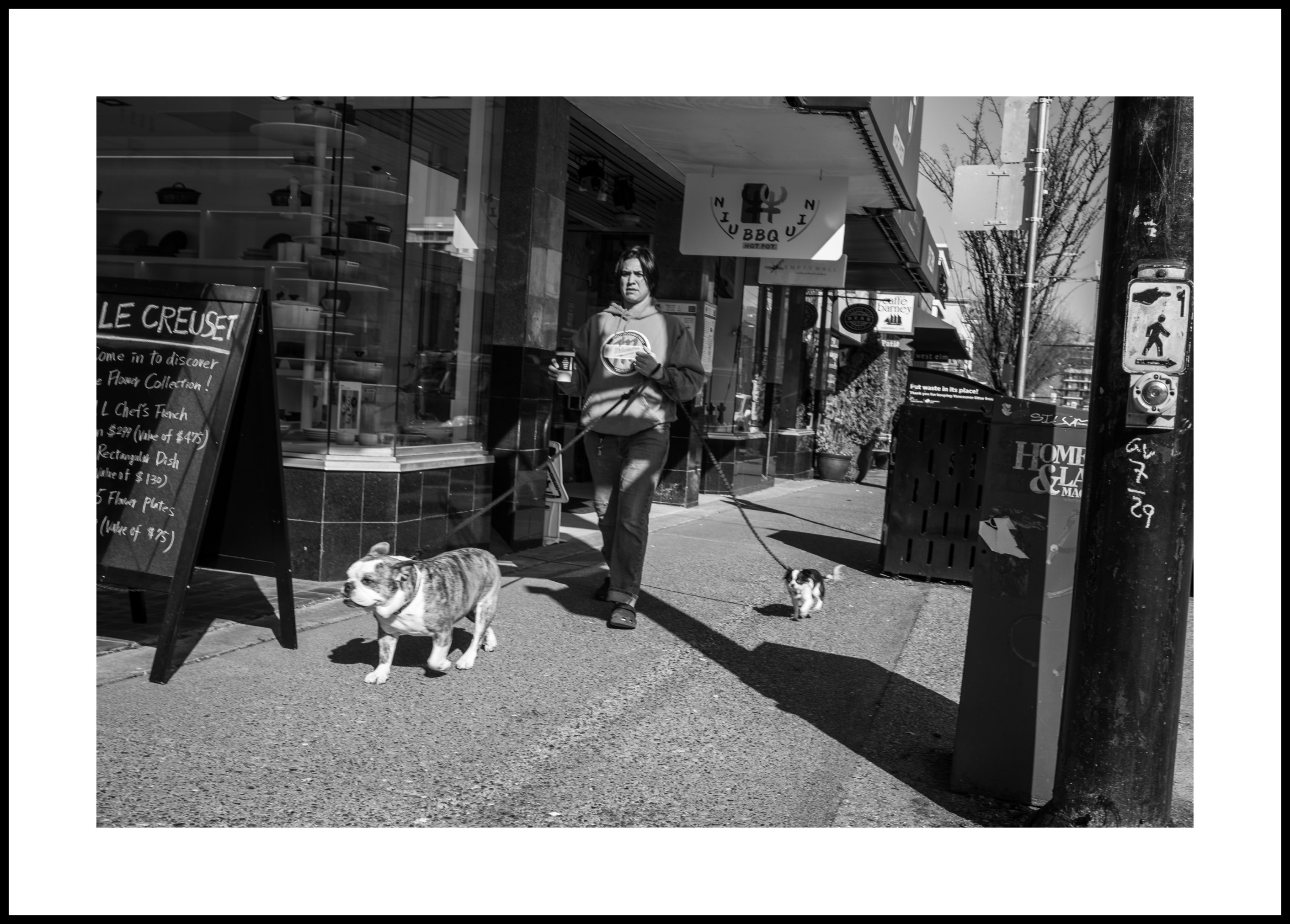Walkies - Leica M10, Voigtlander 35mm f2.5 Color Skopar