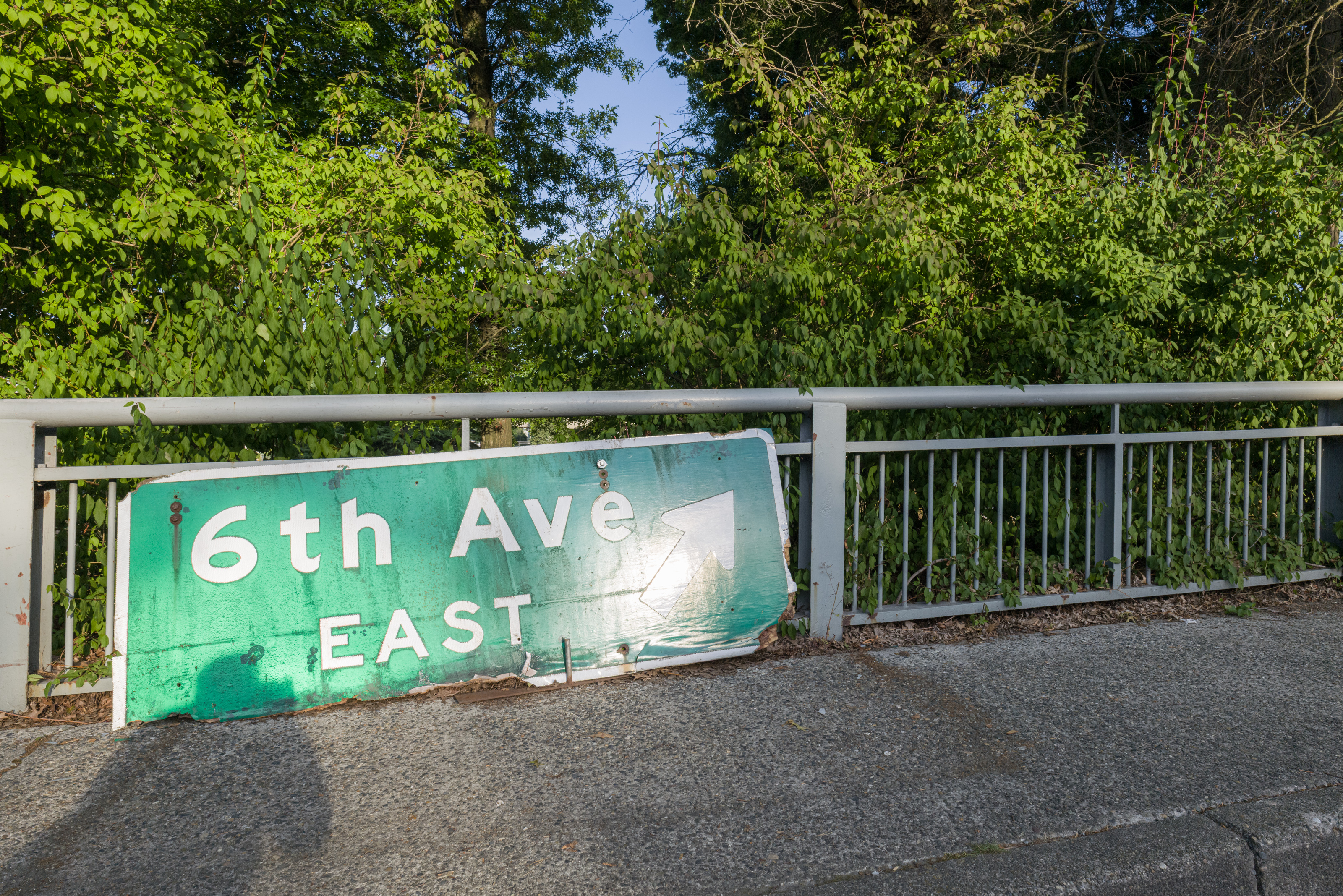 6th Ave East ↗