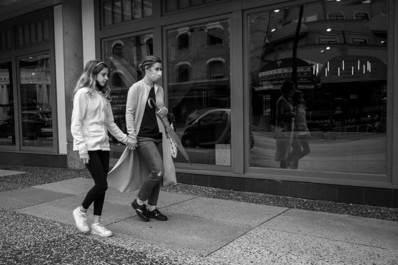 Hand in Hand