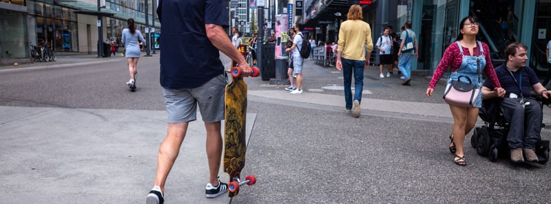Jul 10, 2022 · Leica M10 · Summaron-M 1:5.6/28