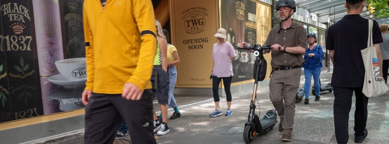 Jul 10, 2022 · Leica M10 · Summaron-M 1:5.6/28