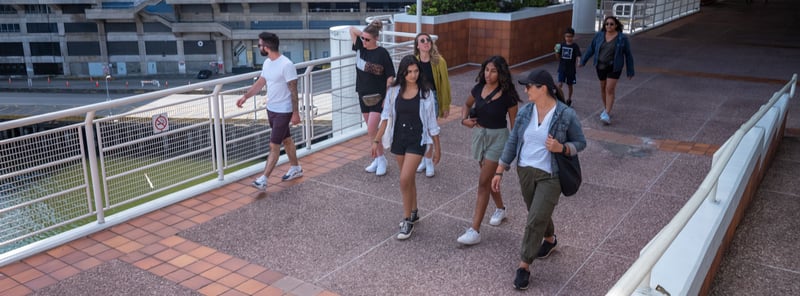 Jul 10, 2022 · Leica M10 · Summaron-M 1:5.6/28